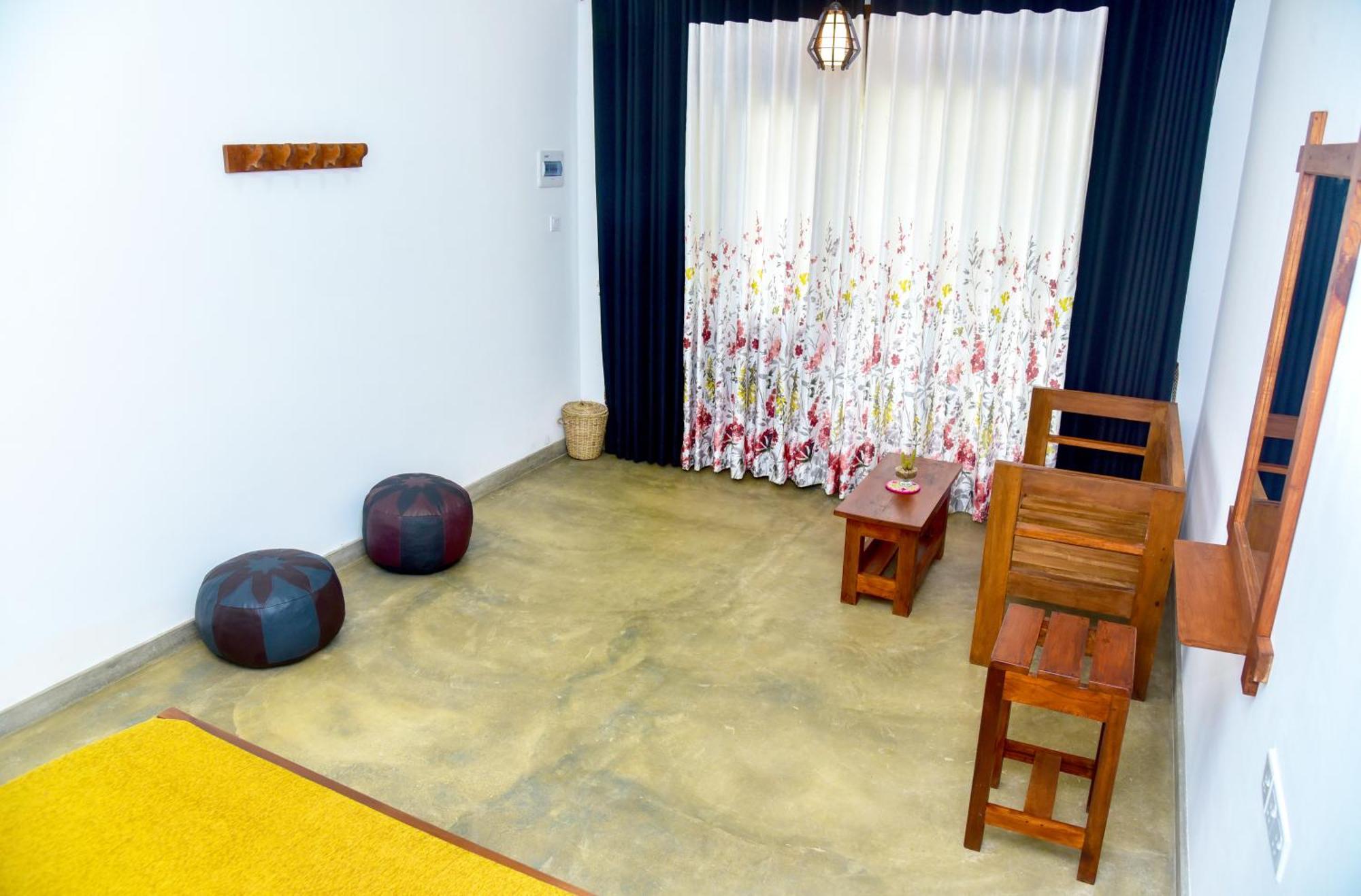 Breeze Blows Inn إيلا المظهر الخارجي الصورة